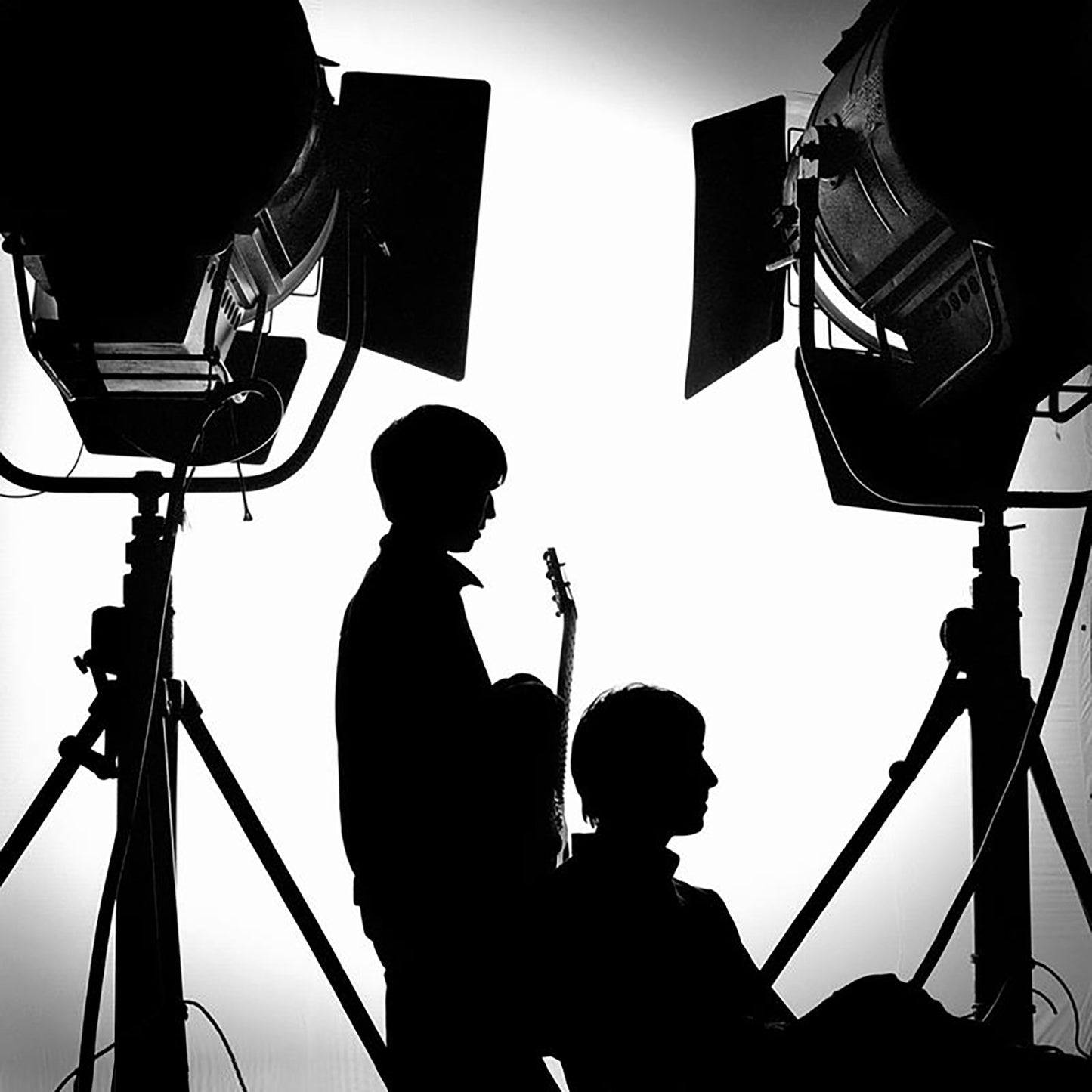 Oasis, Wonderwall video shoot, London 1995, by Jill Furmanovsky