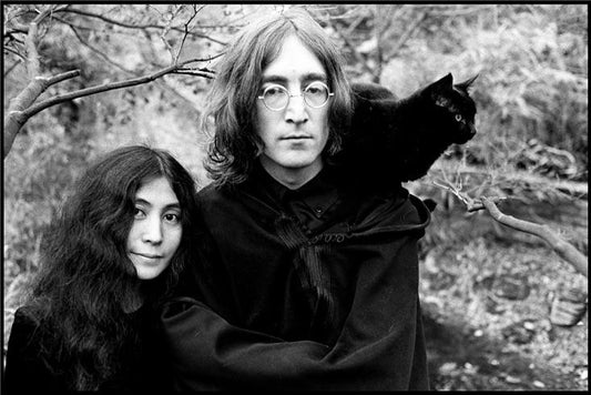 John Lennon & Yoko Ono with Cat, 1968 by Ethan Russell