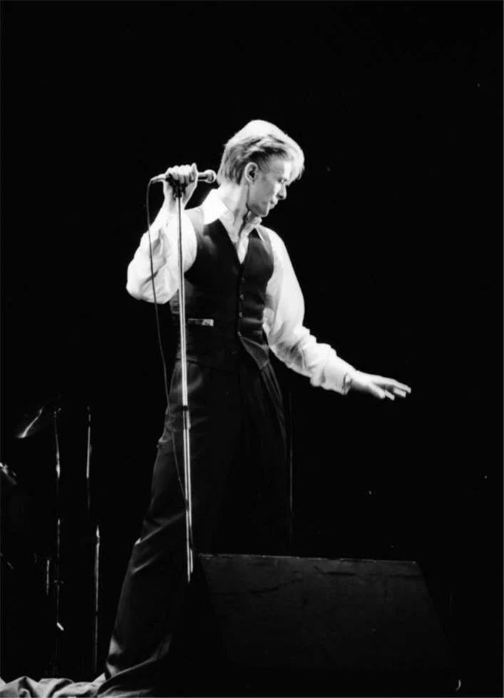 David Bowie, Thin White Duke Tour, Rotterdam, Holland, 1976 by Barry Schultz