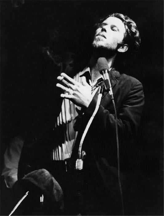 Tom Waits, The Troubadour, Los Angeles, CA, 1975 by Barry Schultz