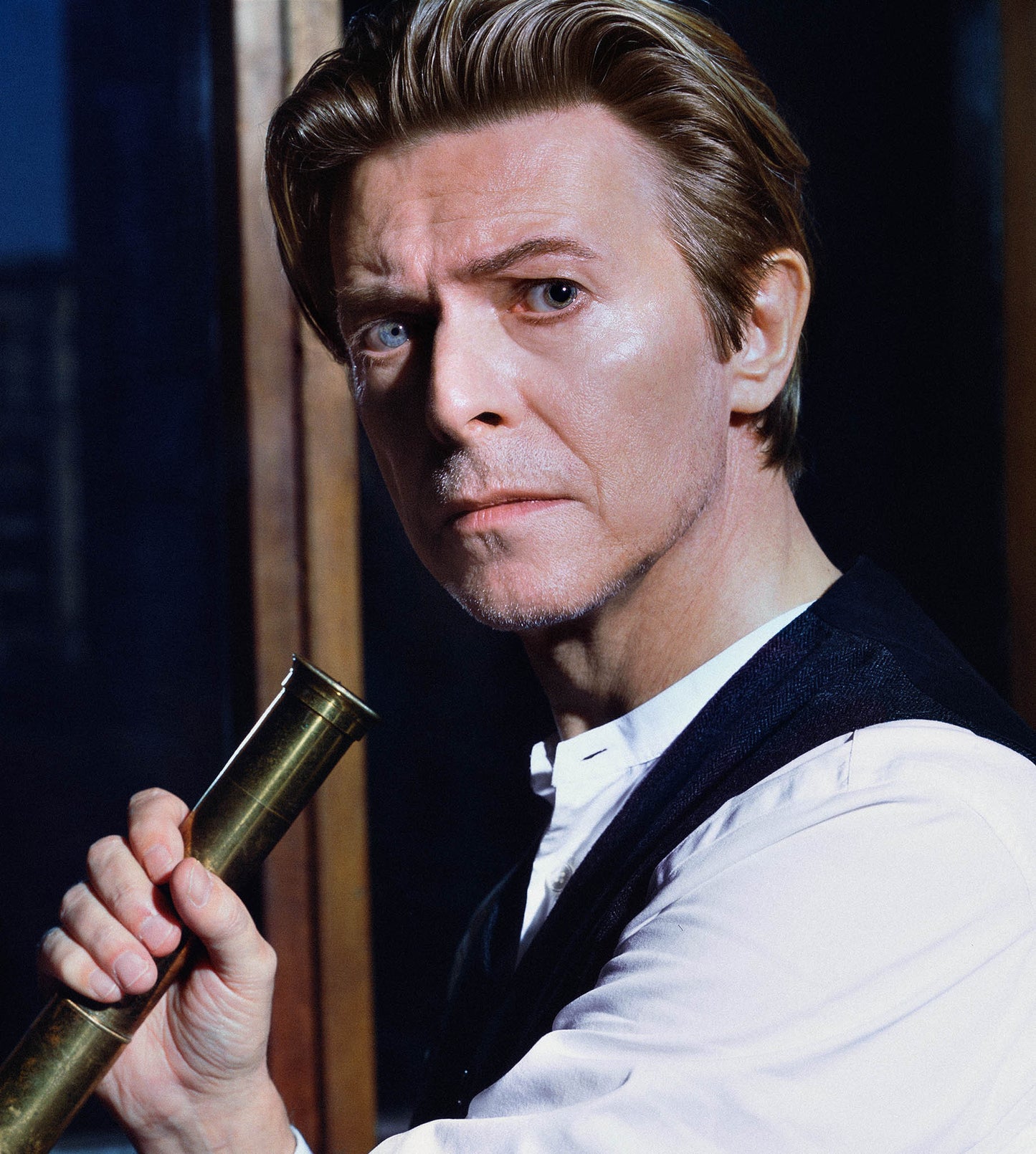 David Bowie, Telescope, 2001 by Markus Klinko
