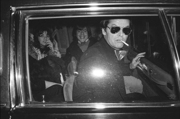 Jack Nicholson with Linda Ronstadt & Carl Bernstein, Washington 1977 by Allan Tannenbaum